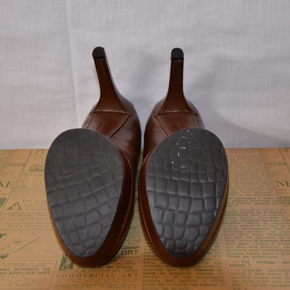 Rockport ADIPRENE by Adidas Brown Round Toe Heel - Picture 7 of 8